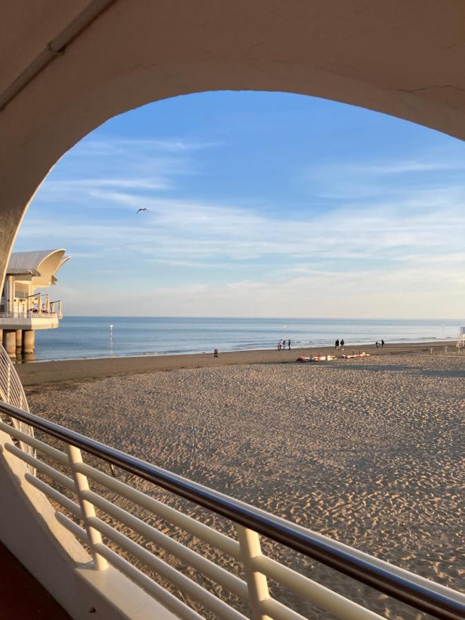 Beach Front Apartment Sabbiadoro リニャーノ・サッビアドーロ エクステリア 写真