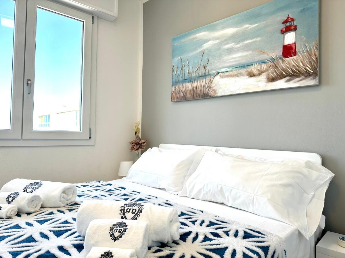 Beach Front Apartment Sabbiadoro リニャーノ・サッビアドーロ エクステリア 写真