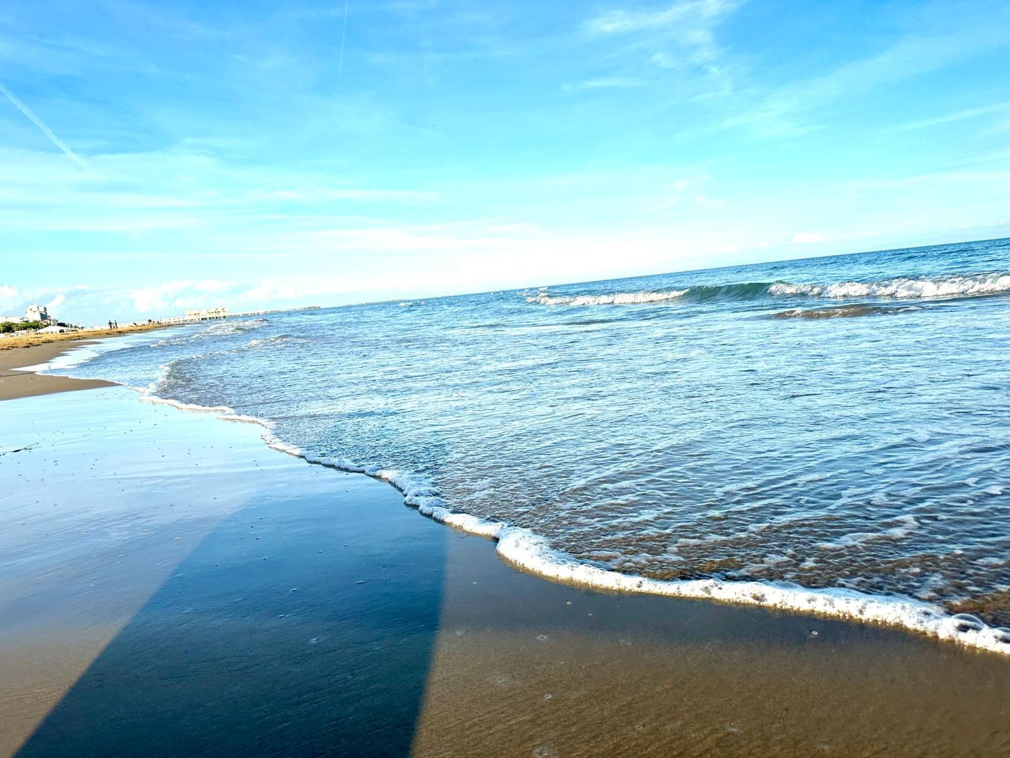 Beach Front Apartment Sabbiadoro リニャーノ・サッビアドーロ エクステリア 写真